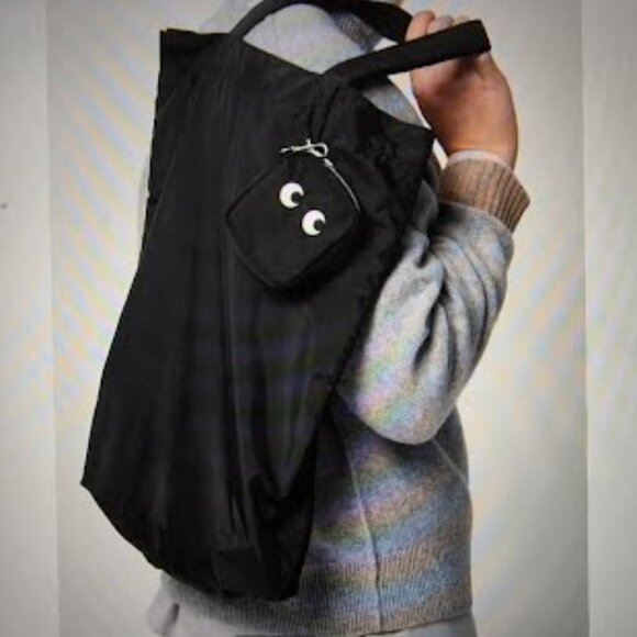 NWT PICK 1: Anya Hindmarch x Uniqlo Charm/Keychain-Attached Shopping Tote Inside - Picture 9 of 9